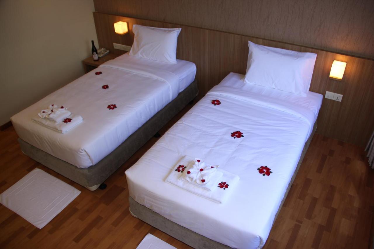 Hotel Lavista Taunggyi Buitenkant foto