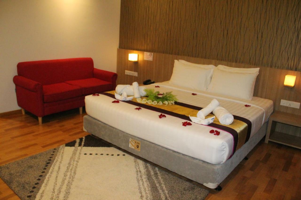 Hotel Lavista Taunggyi Buitenkant foto